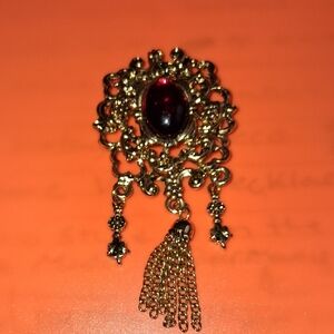 Elegant Gold and Red Pendant